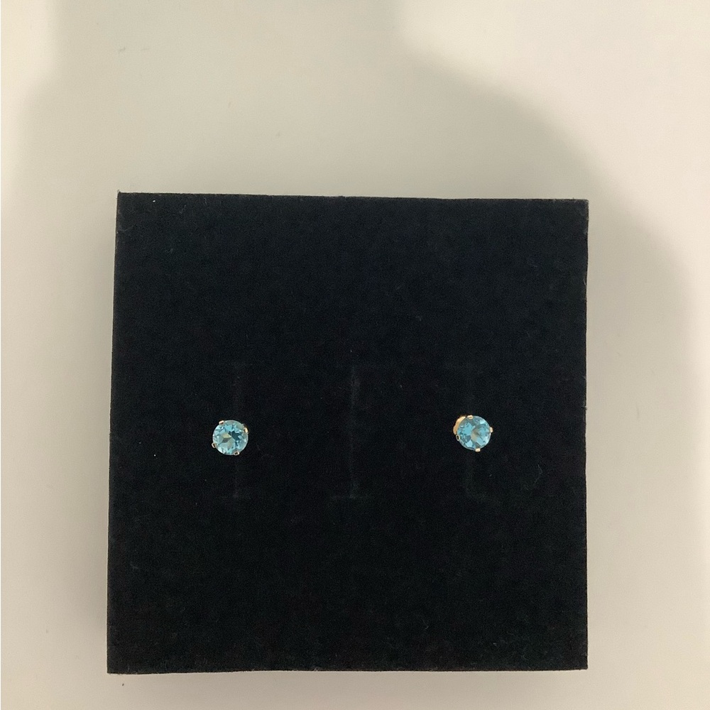 New 14k Gold Blue Topaz Studs